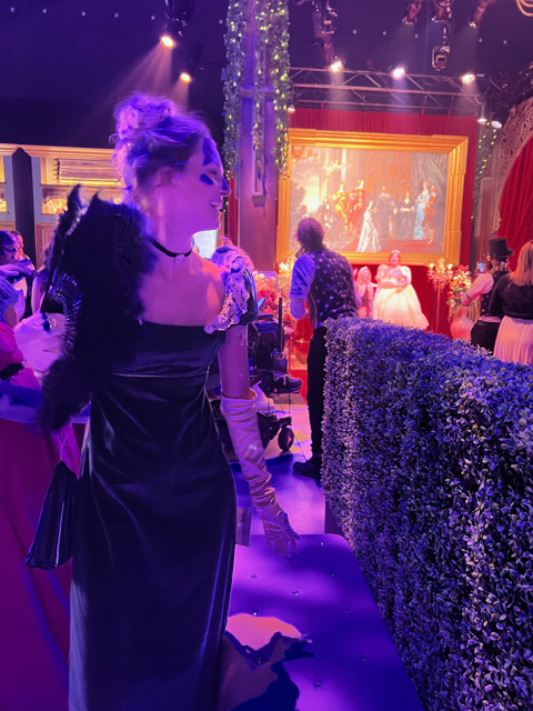 Alexandra looking STUNNING in a green velvet couture gown at the Bridgerton Ball